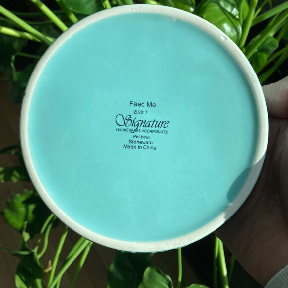 Signature Feed Me Pet Food Water Bowl Excellent Condition - Picture 3 of 3